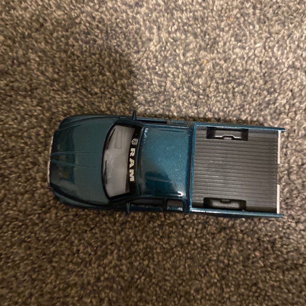 Toy truck